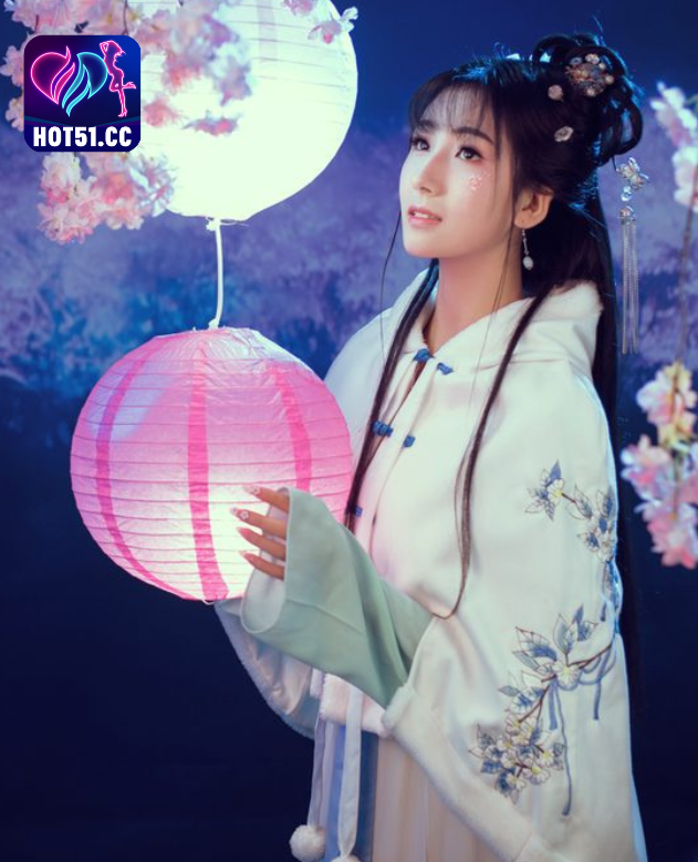 Li Lee Hotlive