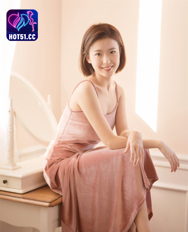 Yi Ming Hotlive