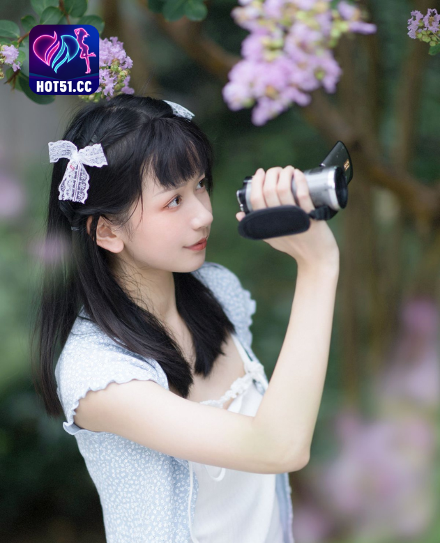 Ce Er Qing Hotlive