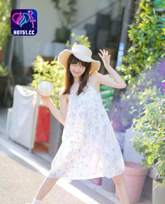 Yang Xi Hotlive