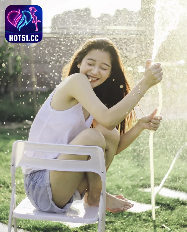 Yi Yi Qi-Hot51