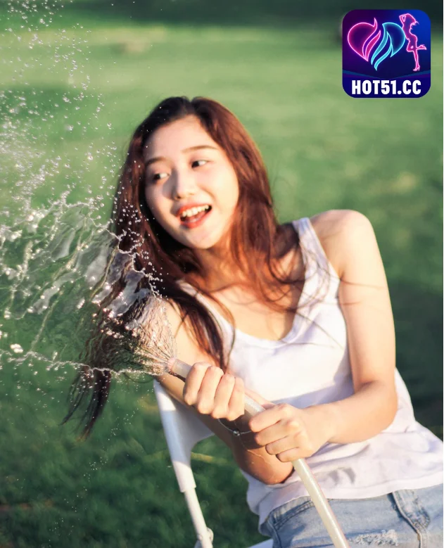 Yi Yi Qi-Hot51