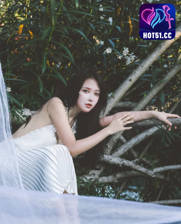 Ying Ying Chi-Hot51