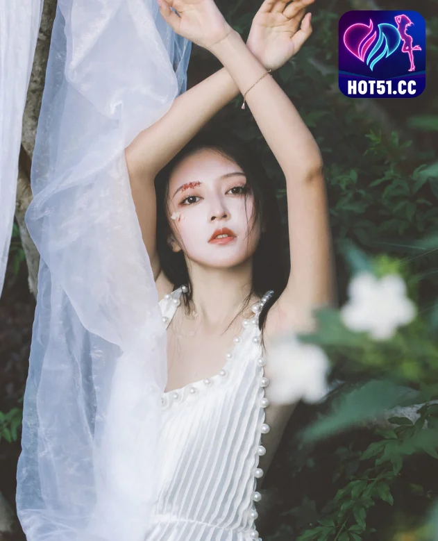 Ying Ying Chi-Hot51