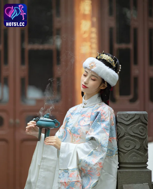 Mou Xiao Yao-Hot51