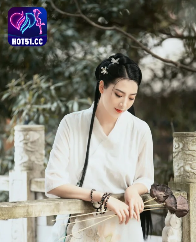 Ming Yue-Hot51 