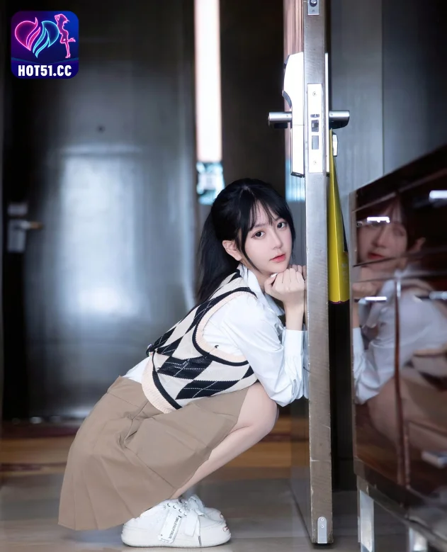 Xie Xiao En-Hot51