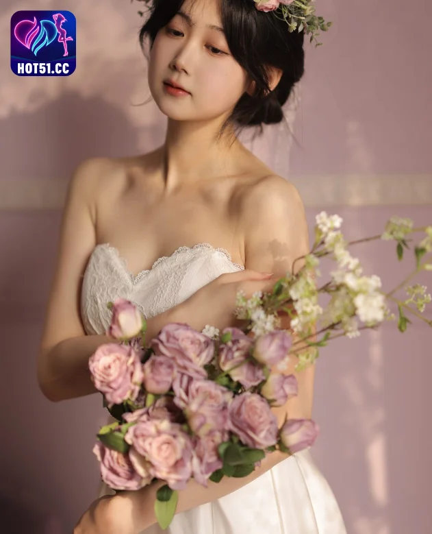 Xiao E Jiang Jiang Jiang-Hot51