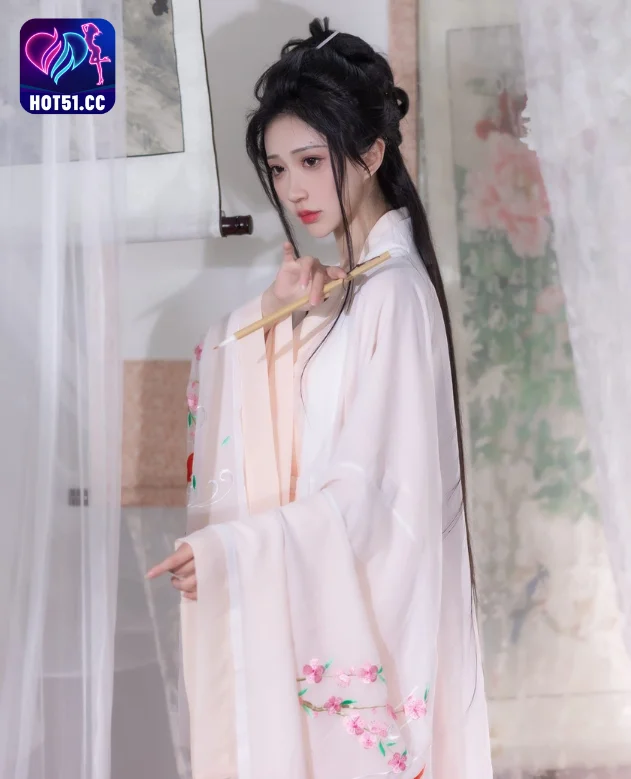 Qi Luo Sheng De Xiao Su Su-Hot51