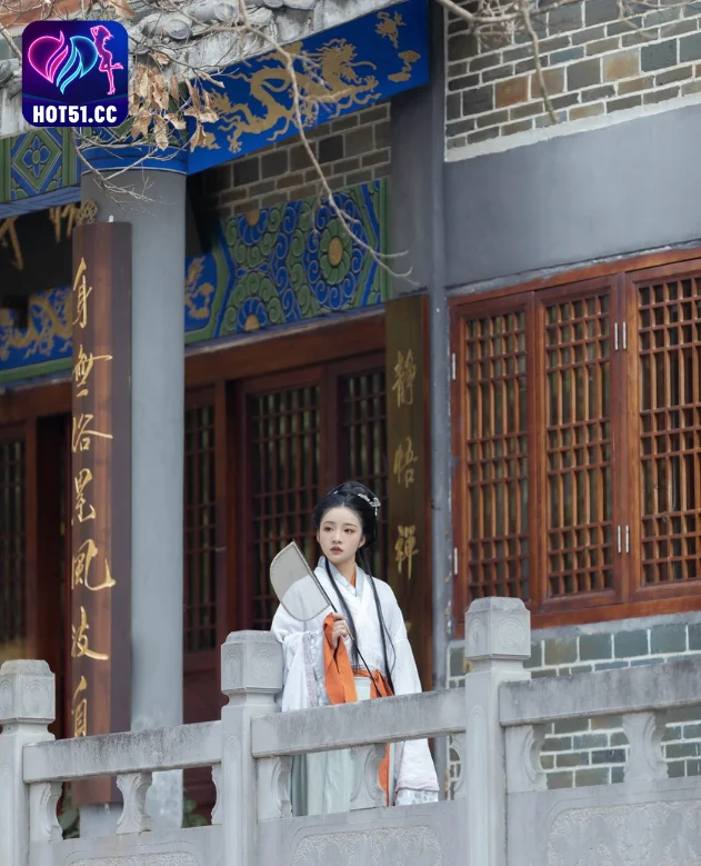 Zi Zi-Hot51 