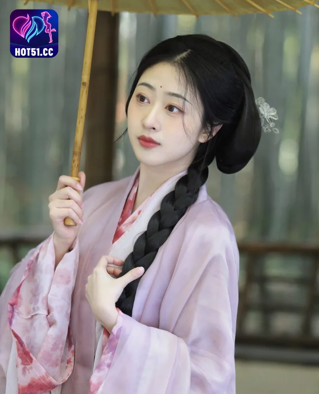 Xie Yun-Hot51