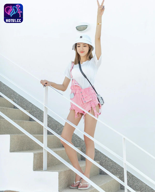 aimi vicky-hot51