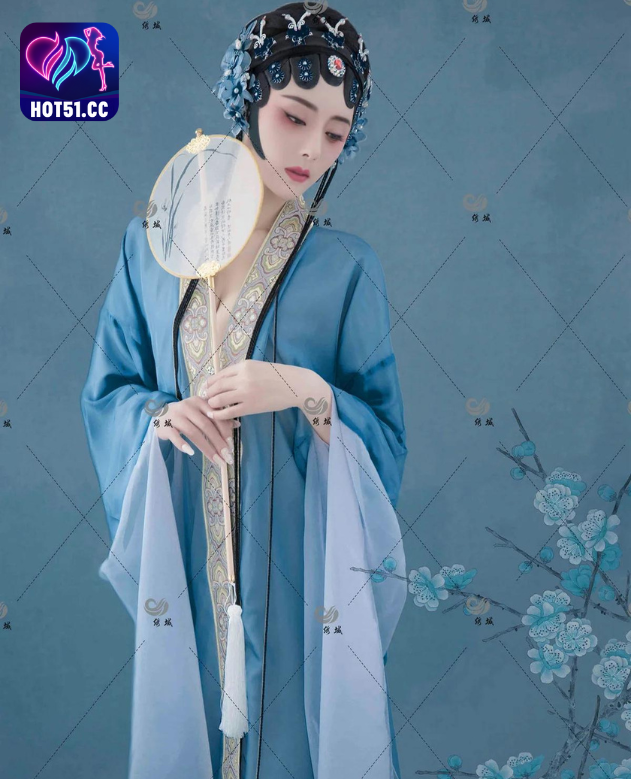 mo xiaoxi-hot51