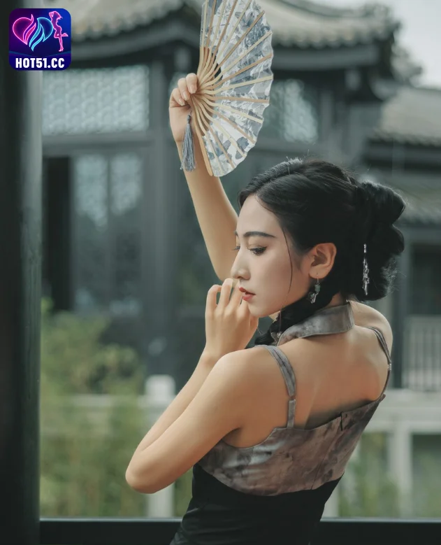 Mi LuFeng-Hot51