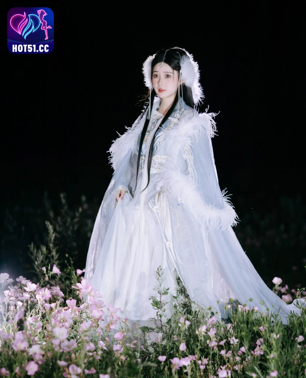 Chu Yuan Yuan-Hot51