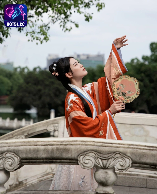 Qi Qi Wu Jin-Hot51