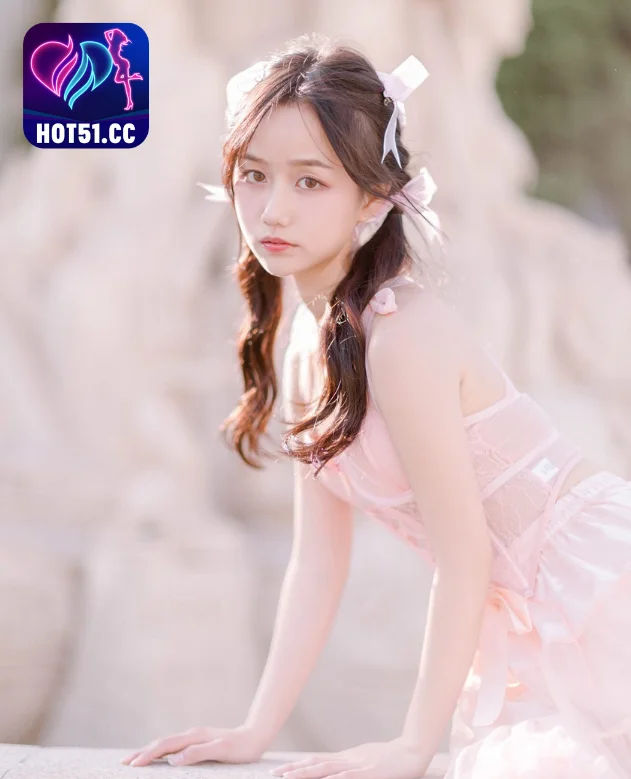 Jing Yi-Hot51