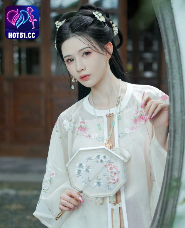 Xue Guo Qing-Hot51