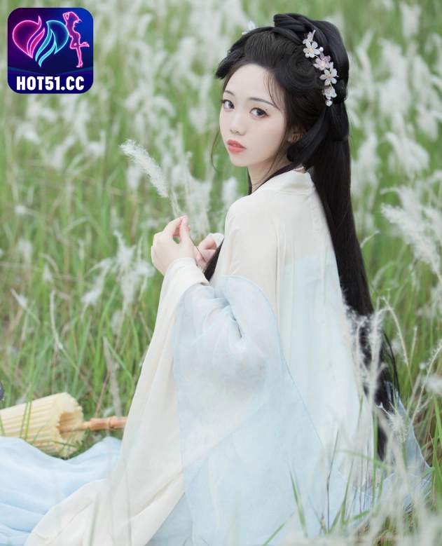 Shi Zhi Lin-Hot51