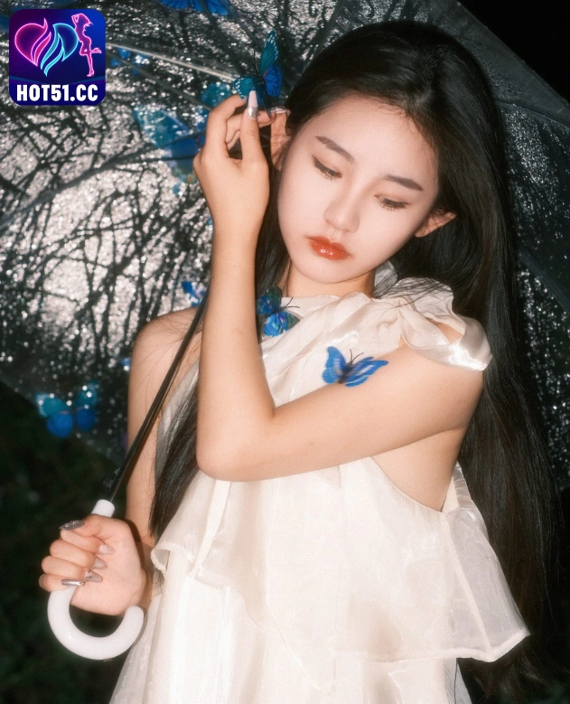 Liu Ling-Hot51