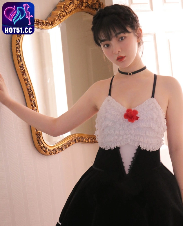 Miao Miao-Hot51